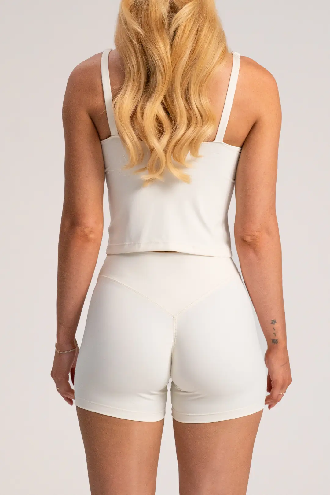 Invisible Scrunch Chloe Shorts